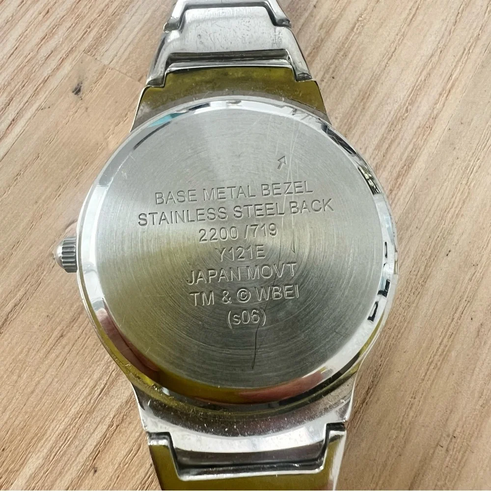Looney tunes tweety bird ladies silver tone fashion watch NEW BATTERY